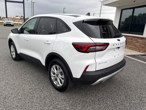 Used 2025 Ford Escape Active AWD/4WD image 7