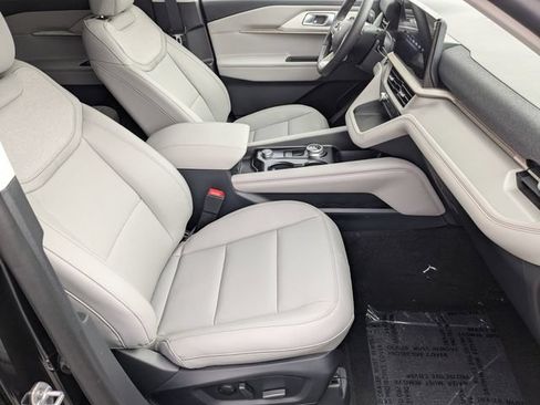 New 2026 Ford Explorer Active w/ Active Comfort Package AWD/4WD image 23