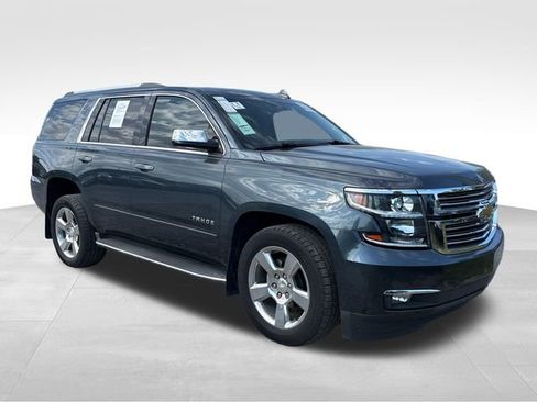 Used 2019 Chevrolet Tahoe Premier RWD image 2