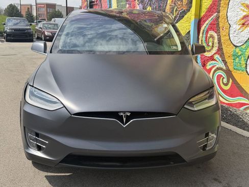 Used 2019 Tesla Model X Performance image 3
