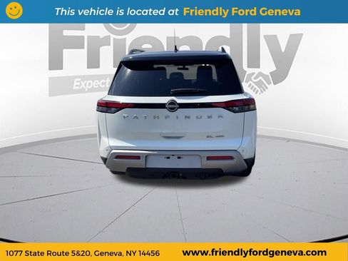 Used 2023 Nissan Pathfinder SL w/ SL Premium Package AWD/4WD image 6