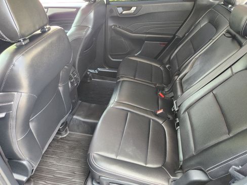 Used 2022 Ford Escape SEL w/ Technology Package FWD image 20