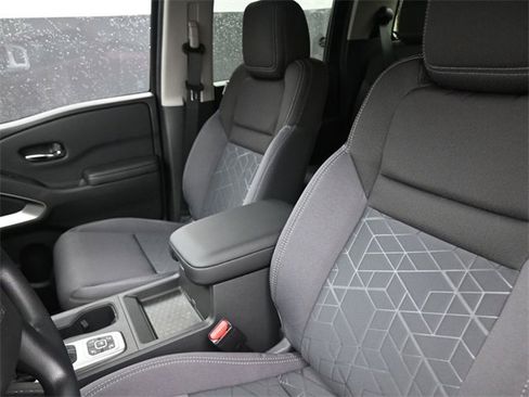 New 2026 Nissan Frontier SV w/ Tow Package image 33