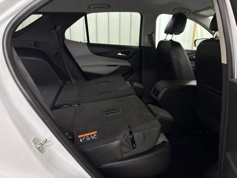 Used 2021 Chevrolet Equinox Premier FWD image 18