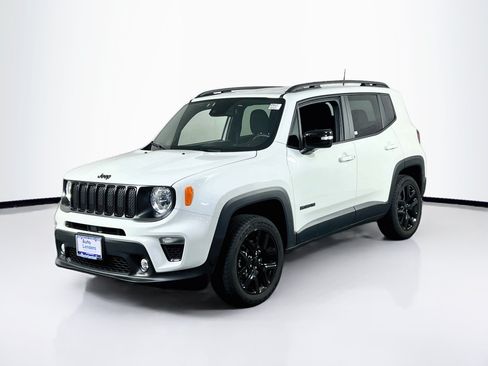 Used 2022 Jeep Renegade Altitude w/ Convenience Group AWD/4WD image 1