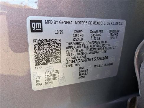 New 2026 Chevrolet Equinox EV LT image 17