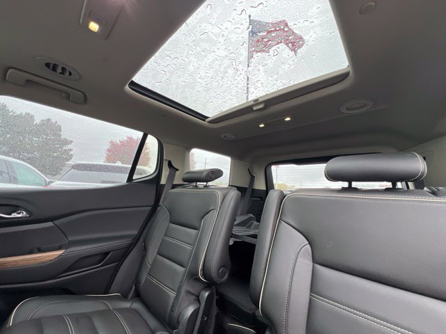 Used 2019 GMC Acadia Denali w/ Technology Package AWD/4WD image 19