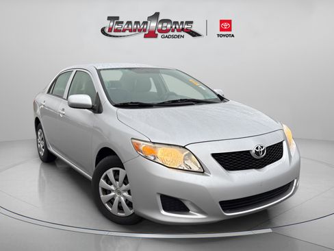 Used 2009 Toyota Corolla LE image 1