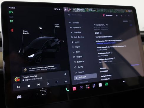Used 2022 Tesla Model Y Long Range AWD/4WD image 50