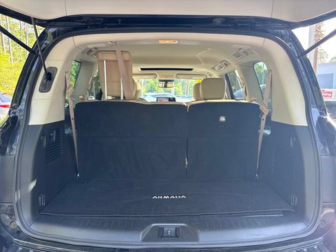 Used 2022 Nissan Armada SL w/ Captain's Chairs Package AWD/4WD image 27