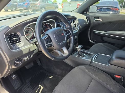 Used 2018 Dodge Charger SXT Plus RWD image 13