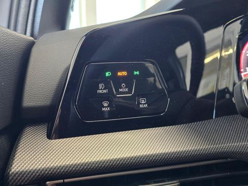 New 2026 Volkswagen GTI SE FWD image 24