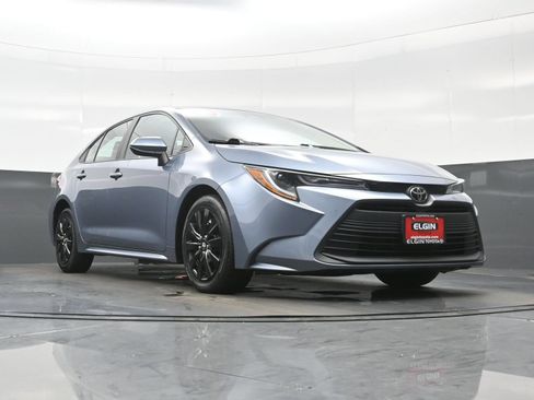 Used 2023 Toyota Corolla LE FWD image 24