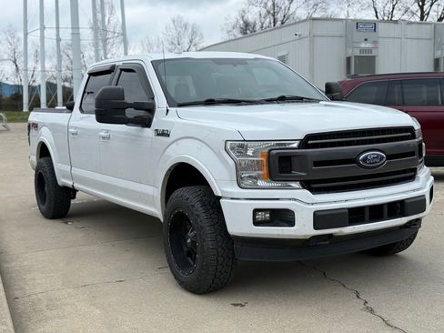 Used 2018 Ford F150 XLT w/ Equipment Group 302A Luxury image 4