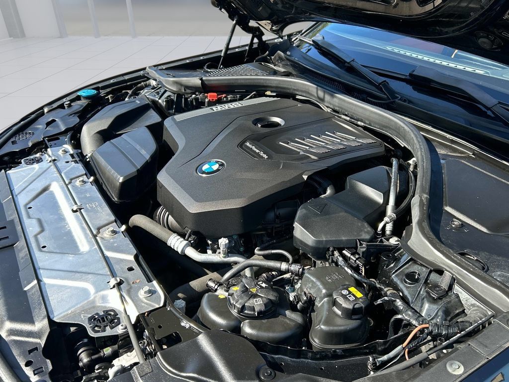 Used 2019 BMW 330i xDrive Sedan w/ Premium Package AWD/4WD image 15