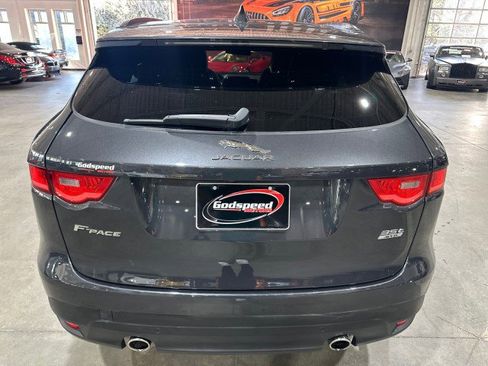 Used 2017 Jaguar F-PACE R-Sport image 22