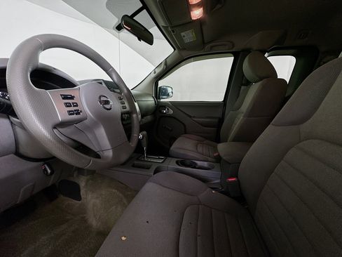 Used 2018 Nissan Frontier S image 20