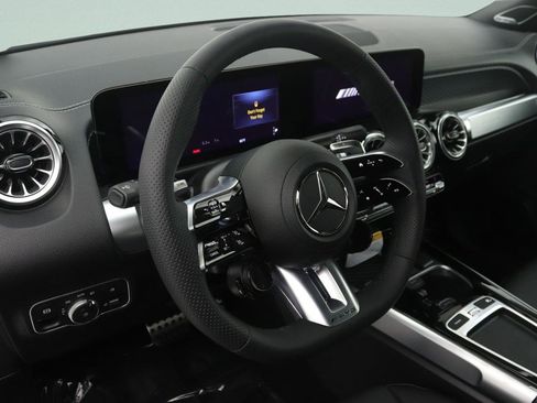 New 2026 Mercedes-Benz GLB 35 AMG 4MATIC image 4