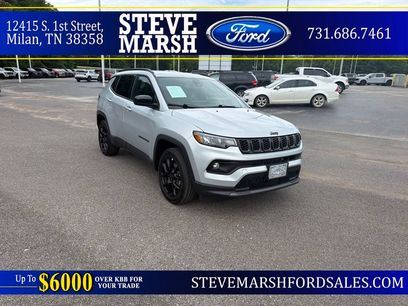 Used 2025 Jeep Compass Latitude w/ Convenience Group