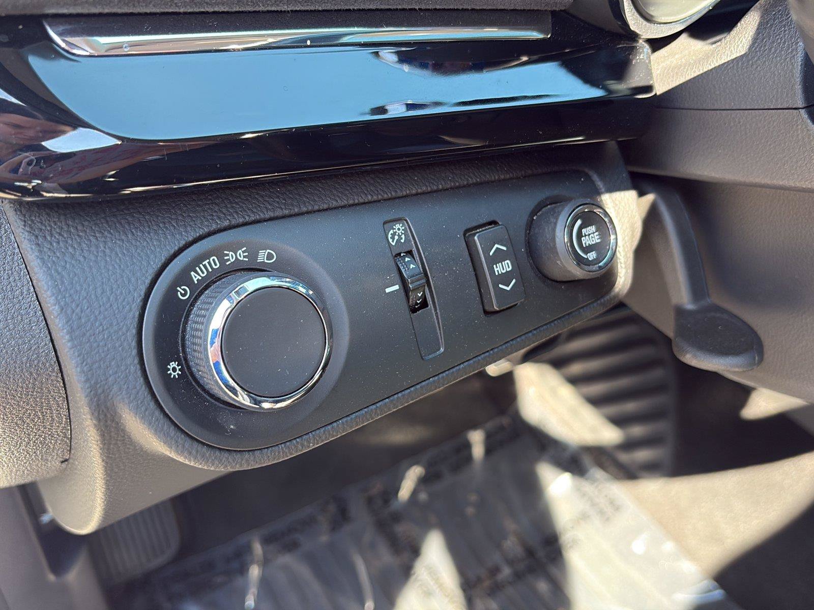 Used 2016 Chevrolet SS RWD image 24
