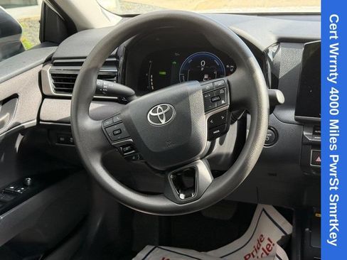 Used 2026 Toyota Camry LE w/ Convenience Package FWD image 14