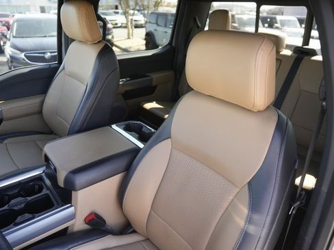 Used 2024 Ford F250 Lariat w/ Tremor Off-Road Package image 11