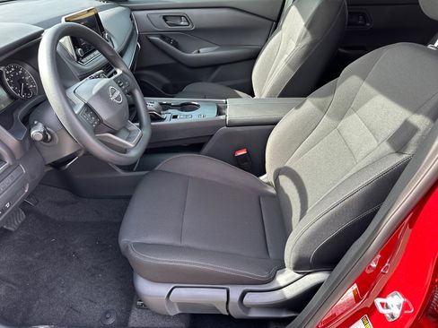 New 2026 Nissan Rogue S image 9