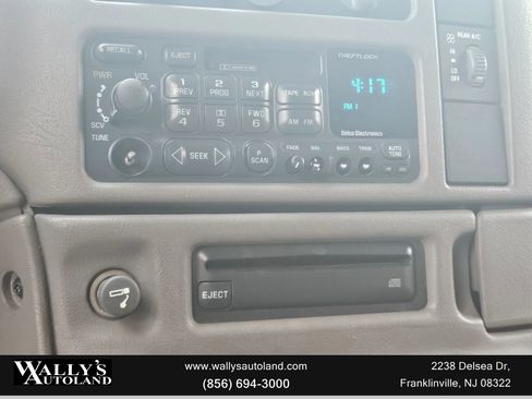 Used 1999 Chevrolet Astro AWD Passenger image 23