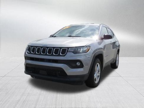 Certified 2023 Jeep Compass Latitude AWD/4WD image 7