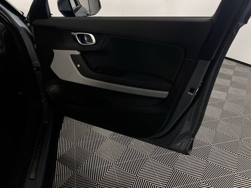 Used 2024 Polestar Polestar 2 image 31