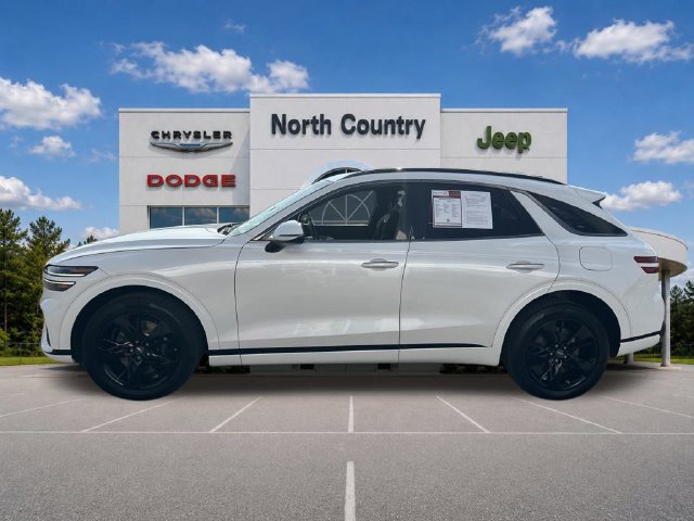 Used 2023 Genesis GV70 3.5T Sport AWD/4WD image 5