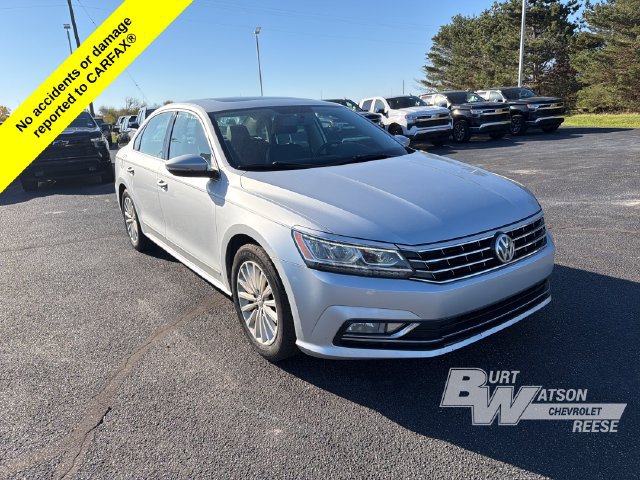 Used 2017 Volkswagen Passat 1.8T SE w/ SE Lighting Package FWD image 6
