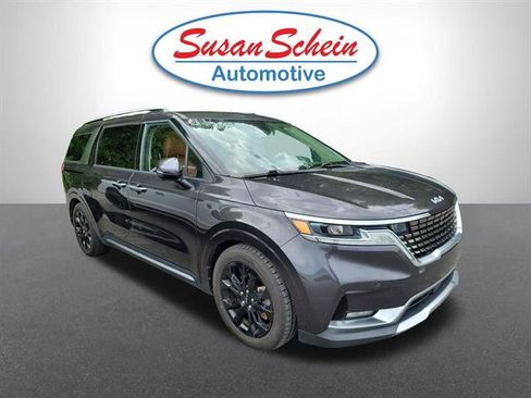 Used 2022 Kia Carnival SX FWD image 3
