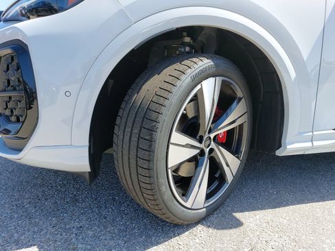 New 2026 Audi SQ5 Premium Plus AWD/4WD image 36