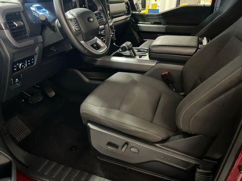 Used 2025 Ford F150 XLT w/ Equipment Group 302A MID image 17