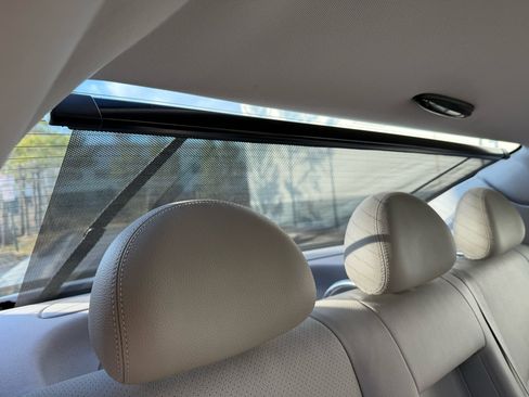 Used 2008 Mercedes-Benz E 350 4MATIC Sedan image 25