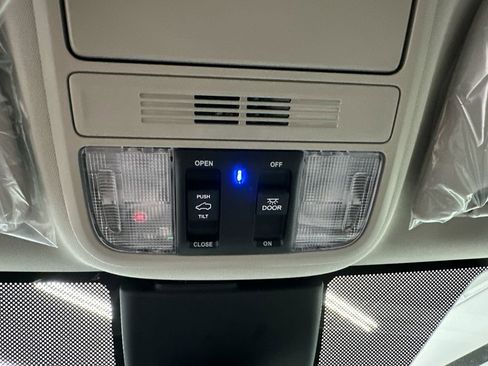 New 2026 Honda Odyssey EX-L image 35