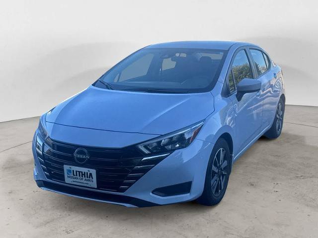 Certified 2025 Nissan Versa SV w/ Trunk Package FWD image 1