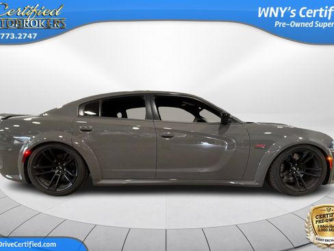 Used 2023 Dodge Charger Scat Pack RWD image 4