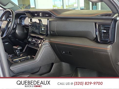 Used 2025 GMC Sierra 1500 AT4 w/ AT4 Premium Package AWD/4WD image 34