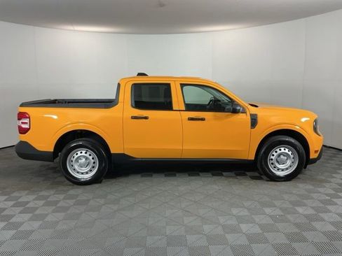 Used 2026 Ford Maverick XL AWD/4WD image 4