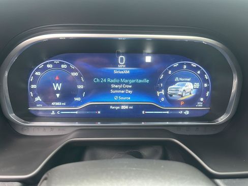 Used 2022 Chevrolet Tahoe RST w/ Luxury Package AWD/4WD image 42