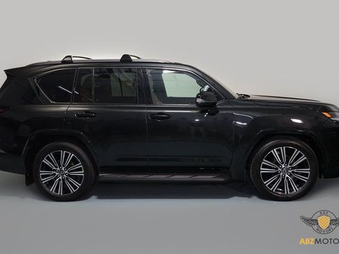 Used 2026 Lexus LX 600 4WD w/ Appearance Package image 4