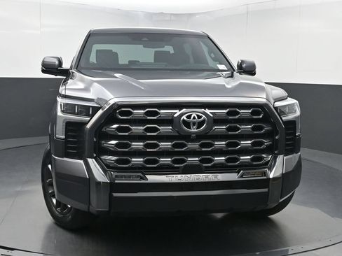 Used 2025 Toyota Tundra Platinum AWD/4WD image 44