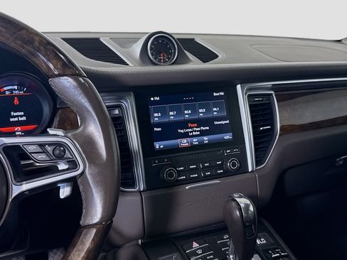 Used 2017 Porsche Macan GTS w/ Premium Package Plus image 18