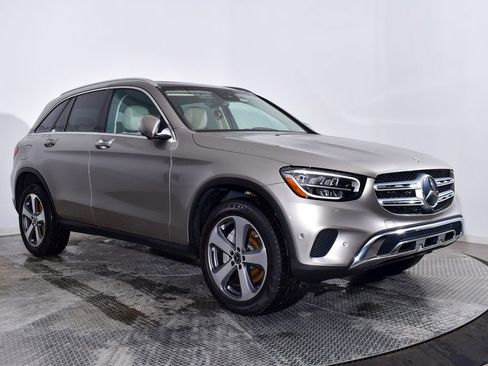 Certified 2022 Mercedes-Benz GLC 300 GLC 300 image 6