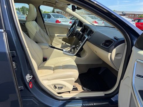 Used 2014 Volvo S60 T5 FWD image 11