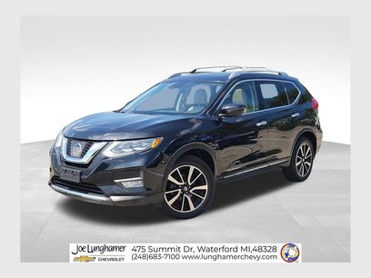 Used 2017 Nissan Rogue SL w/ SL Premium Package