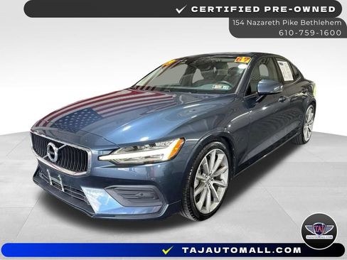 Used 2019 Volvo S60 T5 Momentum w/ Premium Package FWD image 1