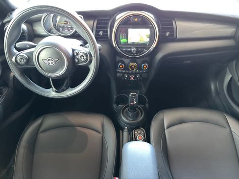 Used 2020 MINI Cooper 4-Door Hardtop FWD image 3